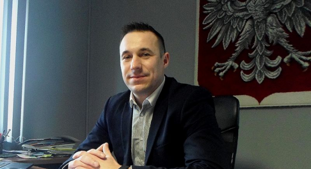 Paweł Gancarz w gminie Stoszowice rządzi od 1 grudnia 2014 roku. Na stanowisku wójta zastąpił Marka Janikowskiego