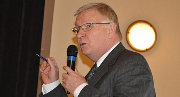 Radny Dominik Krekora jako jeden z ośmiu radnych był za przyjęciem budżetu na 2017 rok