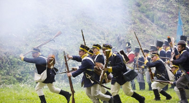 Rekonstrukcja bitwy z 1807 roku jest co roku największą atrakcją Święta Srebnogórskiej Twierdzy