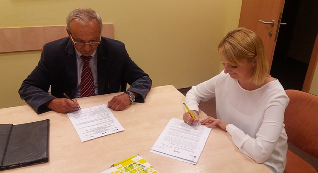 Podpisanie umowy na modernizację bloków mieszkalnych przy ul. XXX-lecia