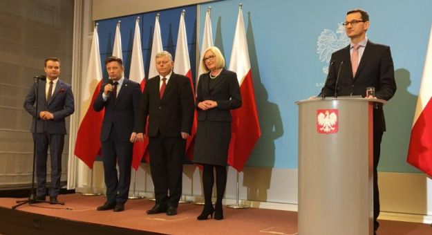 18 grudnia Michał Dworczyk - poseł regionu wałbrzyskiego został wybrany na szefa Kancelarii Rady Ministrów  