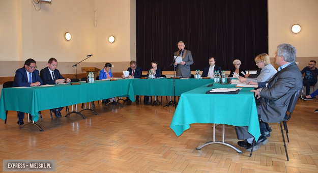 Kwietniowa sesja rady gminy w Kamieńcu Ząbkowickim