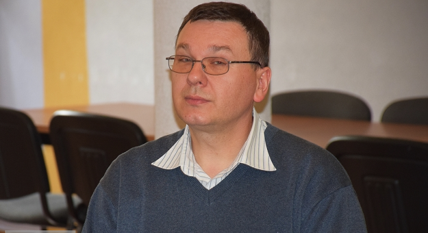 Paweł Zielonka złożył ślubowanie i uzupełnił skład bardzkiej rady miejskiej
