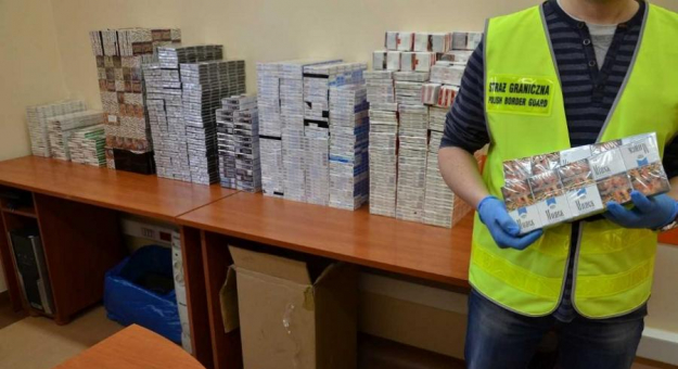 315 opakowań papierosów bez polskich znaków akcyzy miał przy sobie 42-latek z powiatu ząbkowickiego