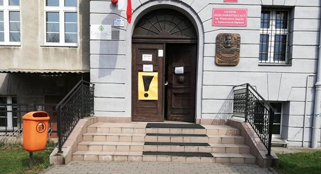 W Liceum Ogólnokształcącym w Ząbkowicach Śląskich trwa strajk nauczycieli