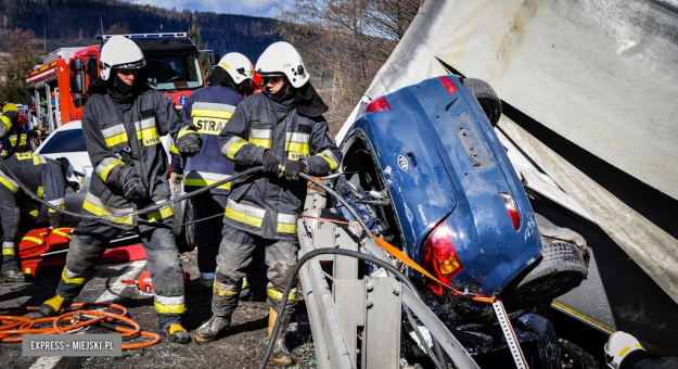 Groźny wypadek w Laskach