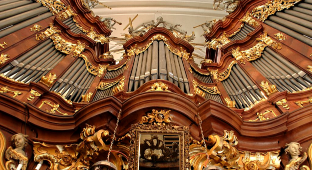 Monumentalne organy bazyliki, drugie co do wielkości na Dolnym Śląsku, kolejny raz odkryją swoje niezwykłe możliwości. To wszystko za sprawą utalentowanych muzyków z całej Europy.