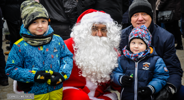 W sobotę od godz. 10 jarmarki bożonarodzeniowe rozpoczną się w Ząbkowicach Śląskich i Ziębicach, w niedzielę Bożonarodzeniowe Świętowanie będzie miało miejsce w Kamieńcu Ząbkowickim