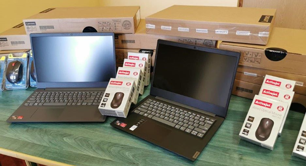 Kolejne 39 komputerów trafiło do wszystkich szkół podstawowych z gminy Ząbkowice Śląskie