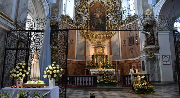 Msze święte w bardzkiej bazylice mniejszej do odwołania będą odbywać się bez udziału wiernych