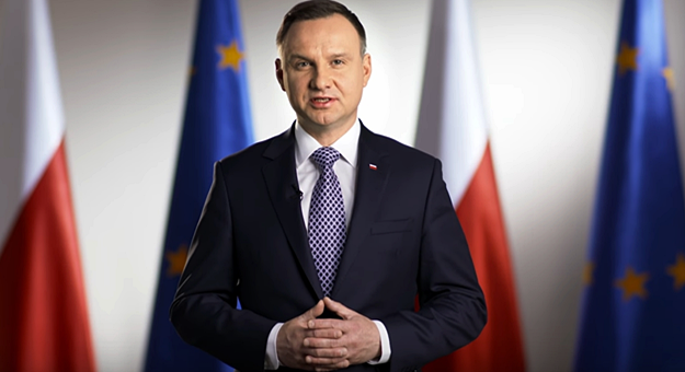 Andrzej Duda z poparciem na poziomie 51,21 proc. został wybrany prezydentem Polski na kolejną kadencję (wyniki z 99.87 proc. obwodów głosowania)