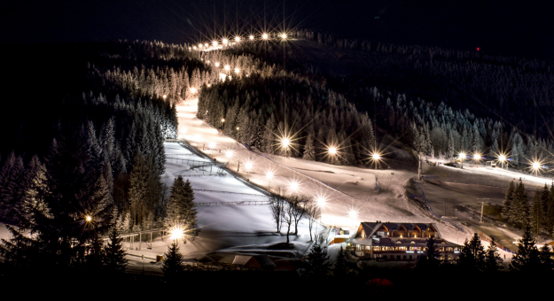 Czarna Góra Resort odwiedzany jest przez wielbicieli narciarstwa zjazdowego z całej Polski, a także coraz częściej gości z zagranicy