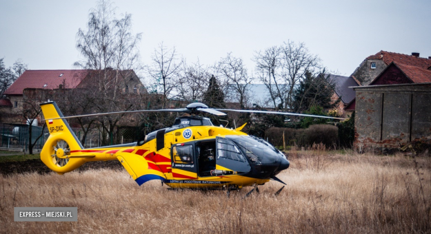 W Grochowiskach lądował śmigłowiec LPR. Przyleciał do pacjentki zarażonej koronawirusem