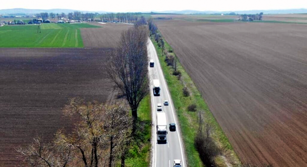 Realizacja drogi ekspresowej S8 od Wrocławia do Barda planowana jest w systemie Projektuj i buduj w latach 2023-2027