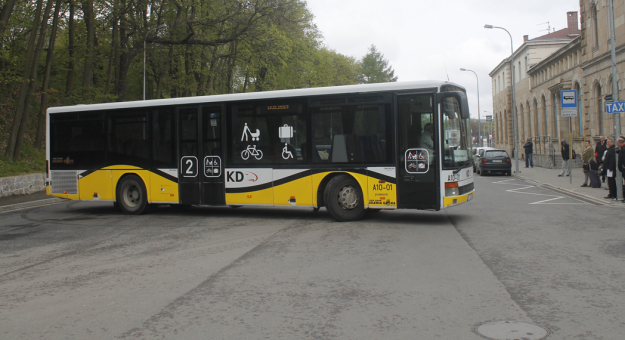 Autobus Kolei Dolnośląskich, który będzie kursował na trasie przejazdu