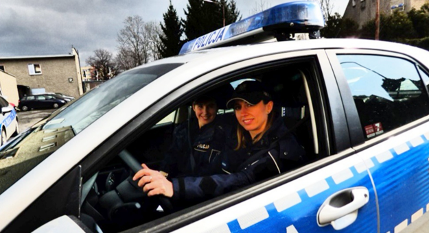 W powiecie ząbkowickim aktualnie w policyjnym mundurze służy 20 kobiet