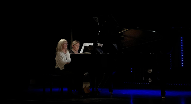 Koncert duetu fortepianowego „Z klasyką przez Polskę"