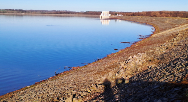 Remont obejmie odbudowę ubezpieczenia skarpowego zapory czołowej zbiornika Otmuchów