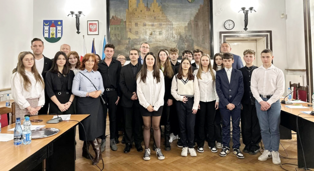 Inauguracyjna Sesja Młodzieżowej Rady Miejskiej w Ziębicach