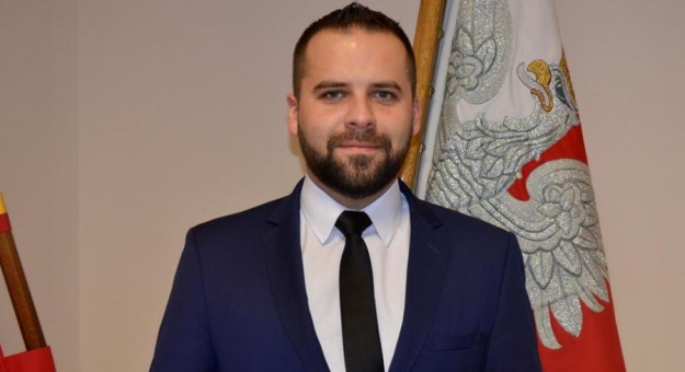 6 maja Dariusz Małozięć zrezygnował z pełnienia funkcji zastępcy burmistrza Ząbkowic Śląskich