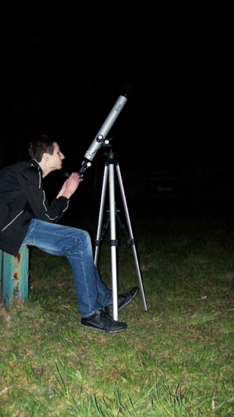 Spotkanie Klubu Miłośników Astronomii na ząbkowickim stadionie