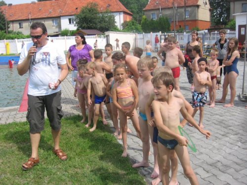 Basen w Ziębicach też czynny !