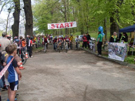 Zawody MTB w Kamieńcu Ząbkowickim 