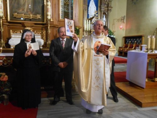 Relikwie św. Faustyny trafiły do Ziębic z krakowskich Łagiewnik