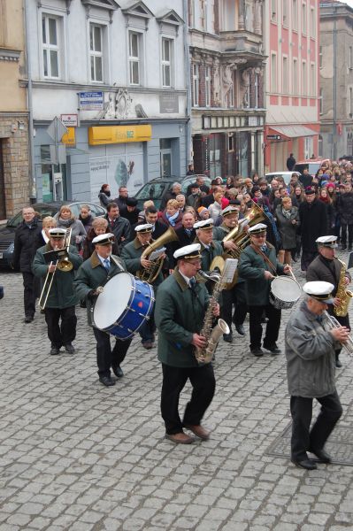 Uroczystość nadania szkole imienia Noblistów Polskich.