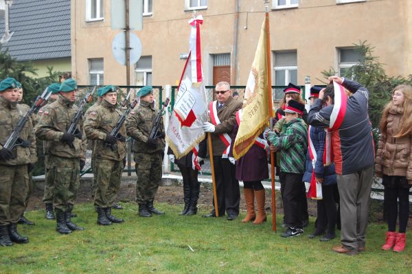 Uroczystość nadania szkole imienia Noblistów Polskich.