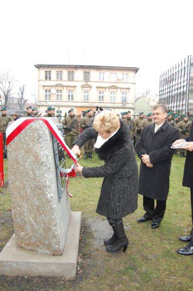 Uroczystość nadania szkole imienia Noblistów Polskich.