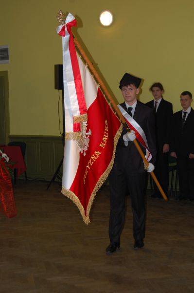 Uroczystość nadania szkole imienia Noblistów Polskich.