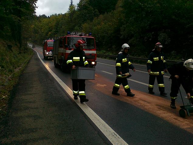 Rozlany olej napędowy na krajowej "ósemce"