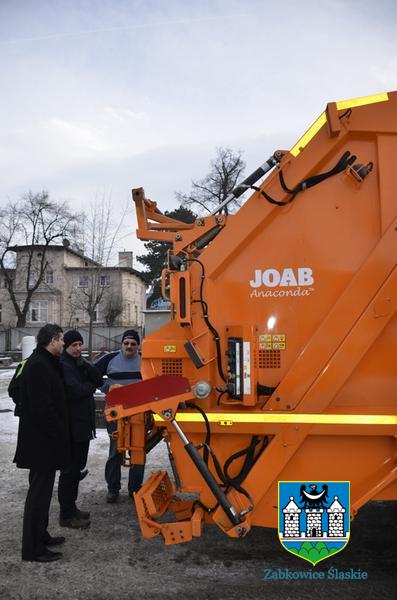 Dzięki zakupowi nowego samochodu jakość usług świadczonych przez ZGK ma ulec poprawie