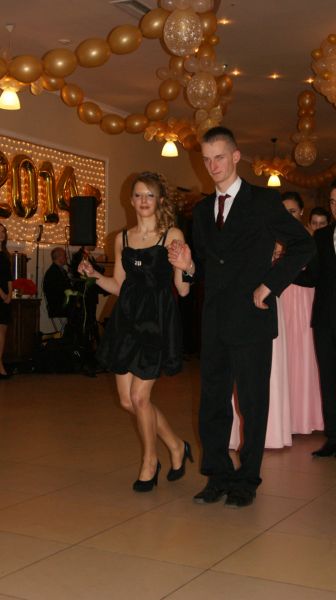 Przedmaturalny bal uczniów z ZSP Ziębice