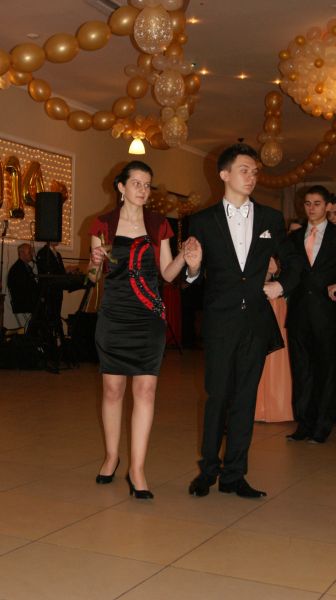 Przedmaturalny bal uczniów z ZSP Ziębice