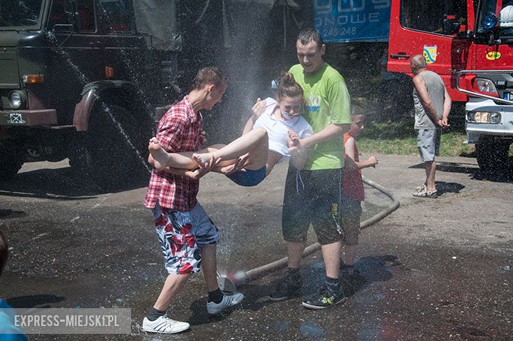 Motocykliście i przyjaciele dzieciom - niedzielny piknik rodzinny na plantach zamkowych