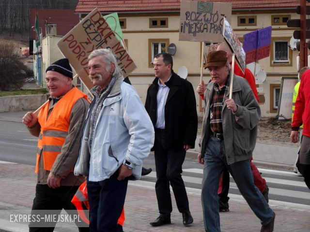 Dziś utrudnienia miały miejsce w Bardzie. Protestujący domagali się budowy drogi ekspresowej