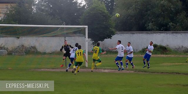 Zamek Kamieniec Ząbkowicki 2:1 (0:0) Unia Złoty Stok