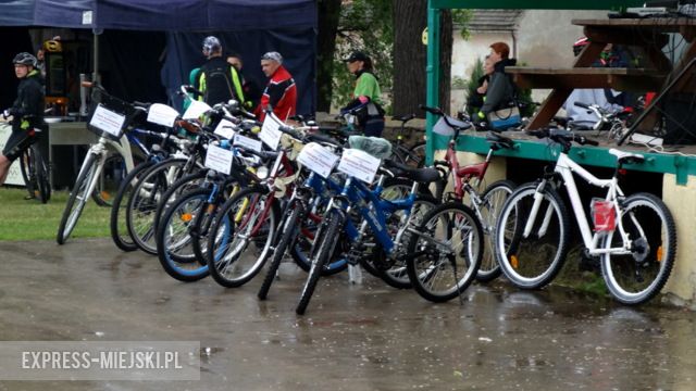 16. Powiatowy Rajd Rowerowy. Tym razem start i meta zostały usytuowane na boisku w Tarnowie