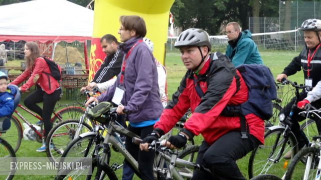 16. Powiatowy Rajd Rowerowy. Tym razem start i meta zostały usytuowane na boisku w Tarnowie