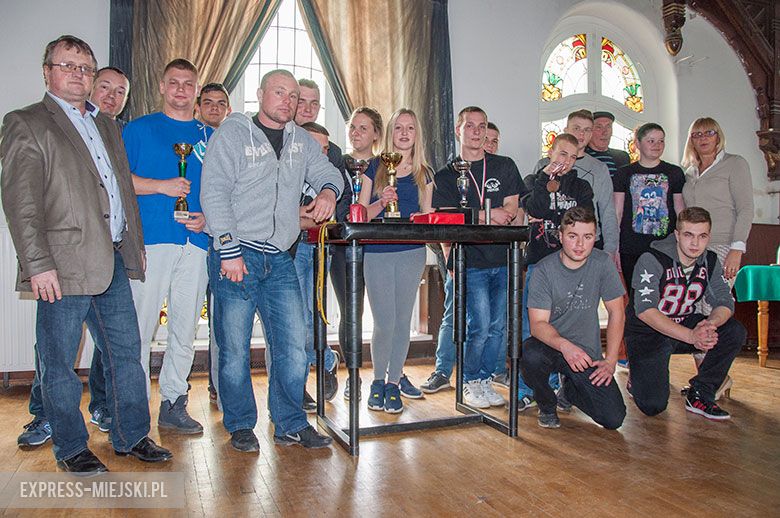 Mistrzostwa Szkół Ponadgimnazjalnych w armwrestlingu - Ząbkowice Śląskie 2016