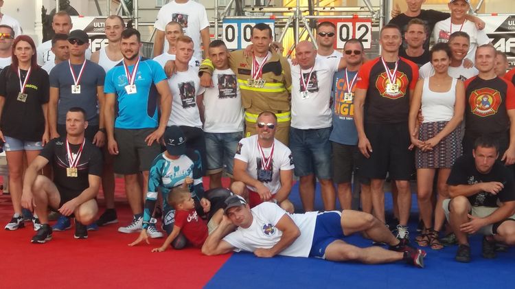 Firefighter Combat Challenge Łódź z udziałem ząbkowickich strażaków