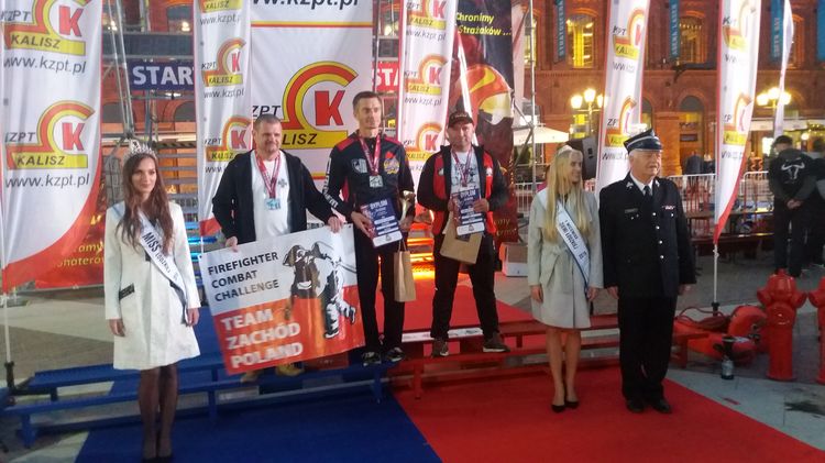 Firefighter Combat Challenge Łódź z udziałem ząbkowickich strażaków