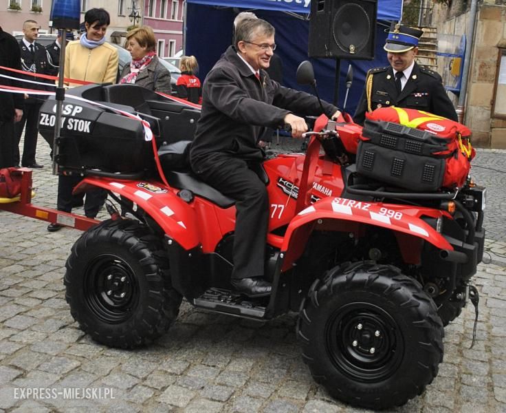 Oficjalne przekazanie quada strażakom-ochotnikom ze Złotego Stoku