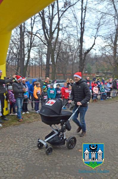 Rodzinny Bieg Mikołajkowy w Ząbkowicach Śląskich