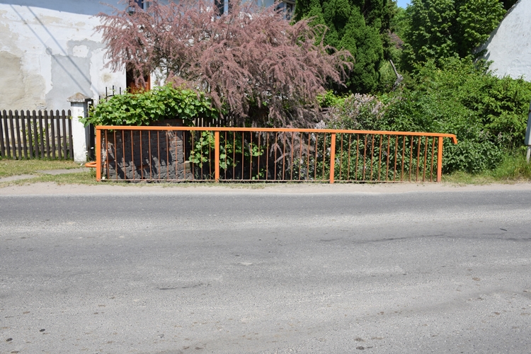 Most w Budzowie nad rzeką Budzówką, który wkrótce zostanie przebudowany