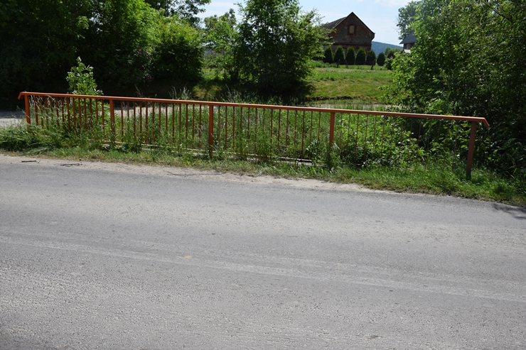 Most w Budzowie nad rzeką Budzówką, który wkrótce zostanie przebudowany