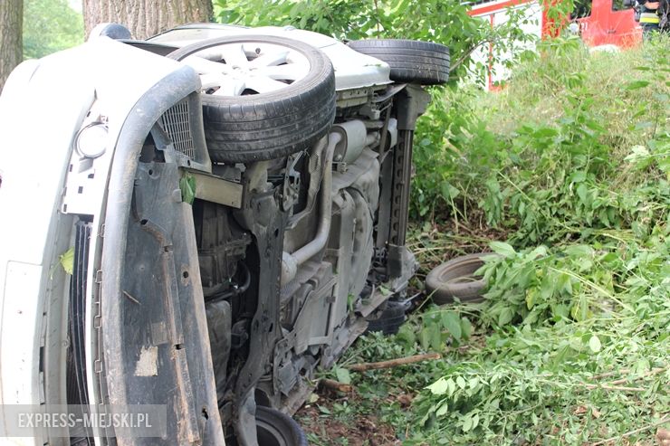 Zdarzenie drogowe między Stolcem a Ząbkowicami Śląskimi