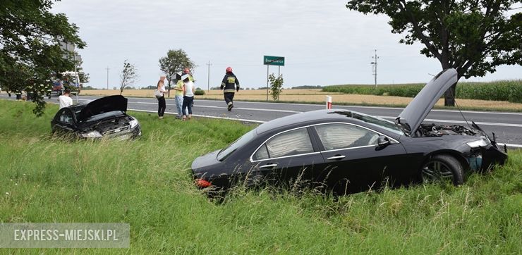 Zderzenie trzech aut na krajowej ósemce